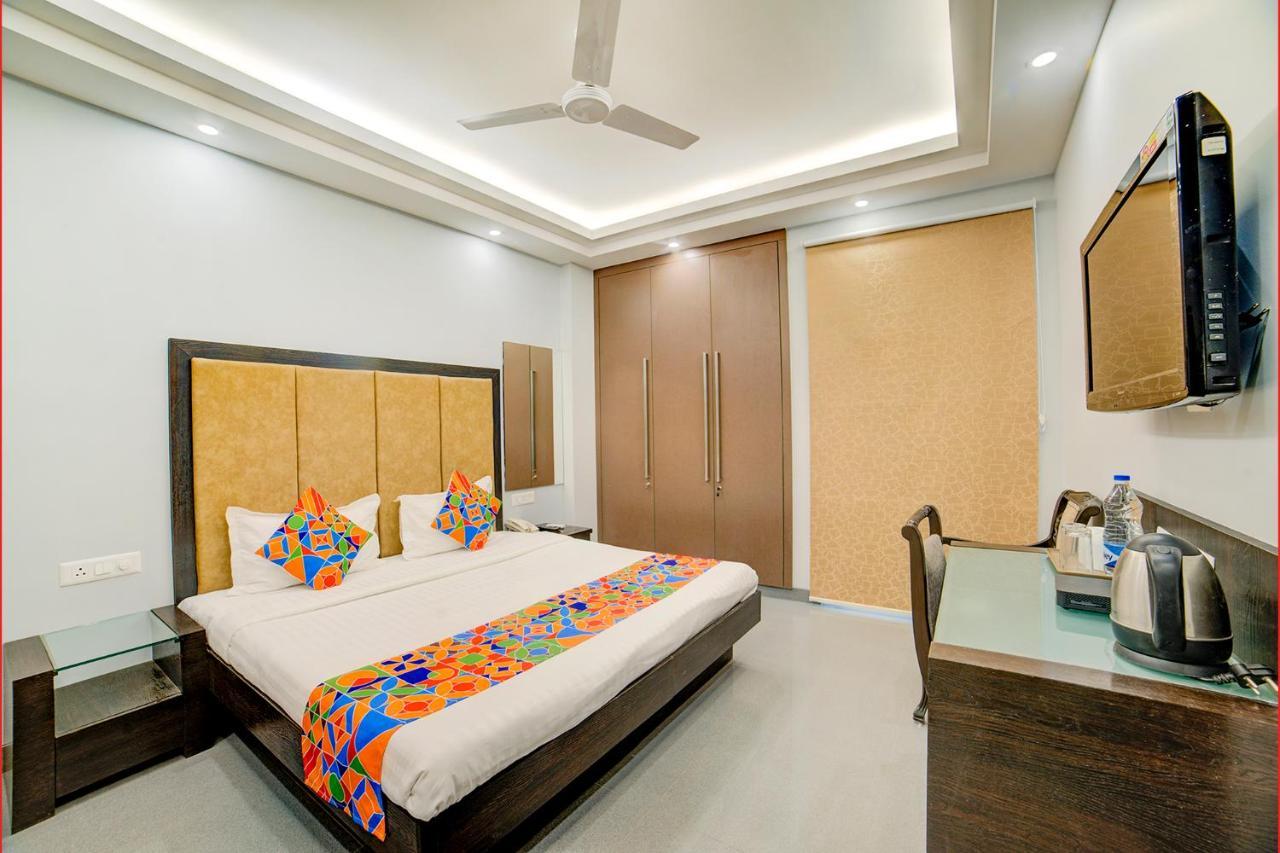 Fabhotel Exotica Greenpark New Delhi Eksteriør bilde
