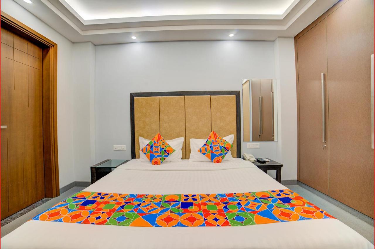 Fabhotel Exotica Greenpark New Delhi Eksteriør bilde