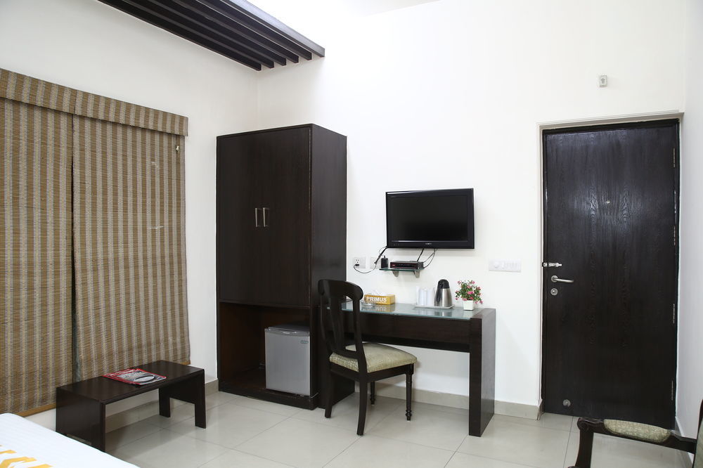 Fabhotel Exotica Greenpark New Delhi Eksteriør bilde